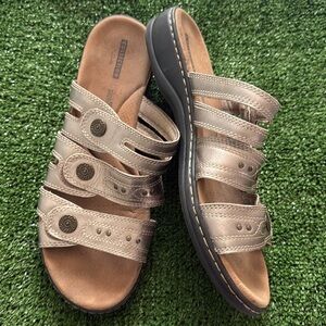 Like New Gold Metallic Clarks, Soft Cushion Sandals with Adjustable Straps